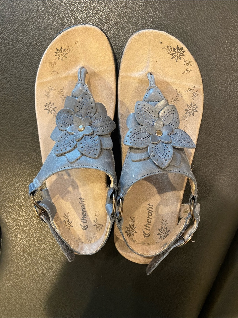 Therafit Women's Blue Floral Toe-Post Sandals